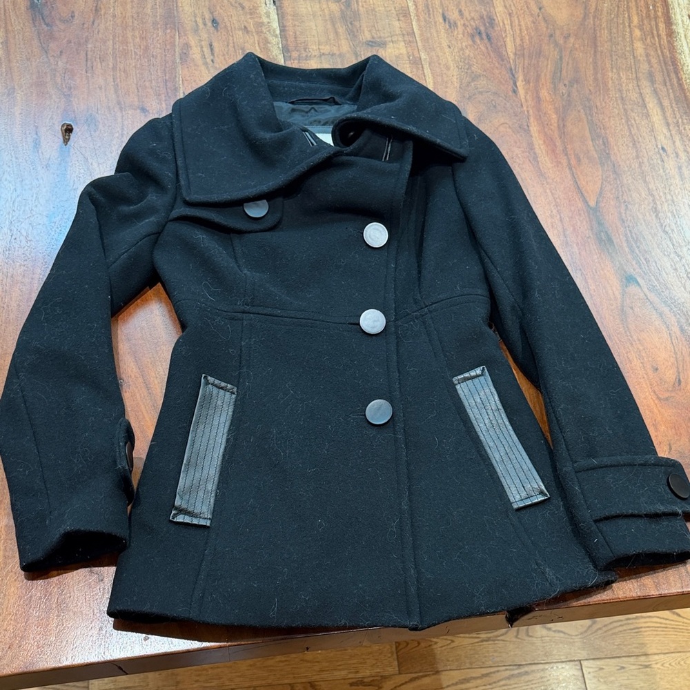 Aritzia-WILFRED XXS- blackWool Blend Peacoat,leather trim detail pockets
